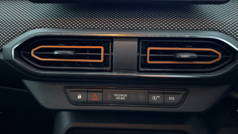 Dacia Sandero Stepway 1.0 TCe Comfort 5dr CVT Petrol Hatchback